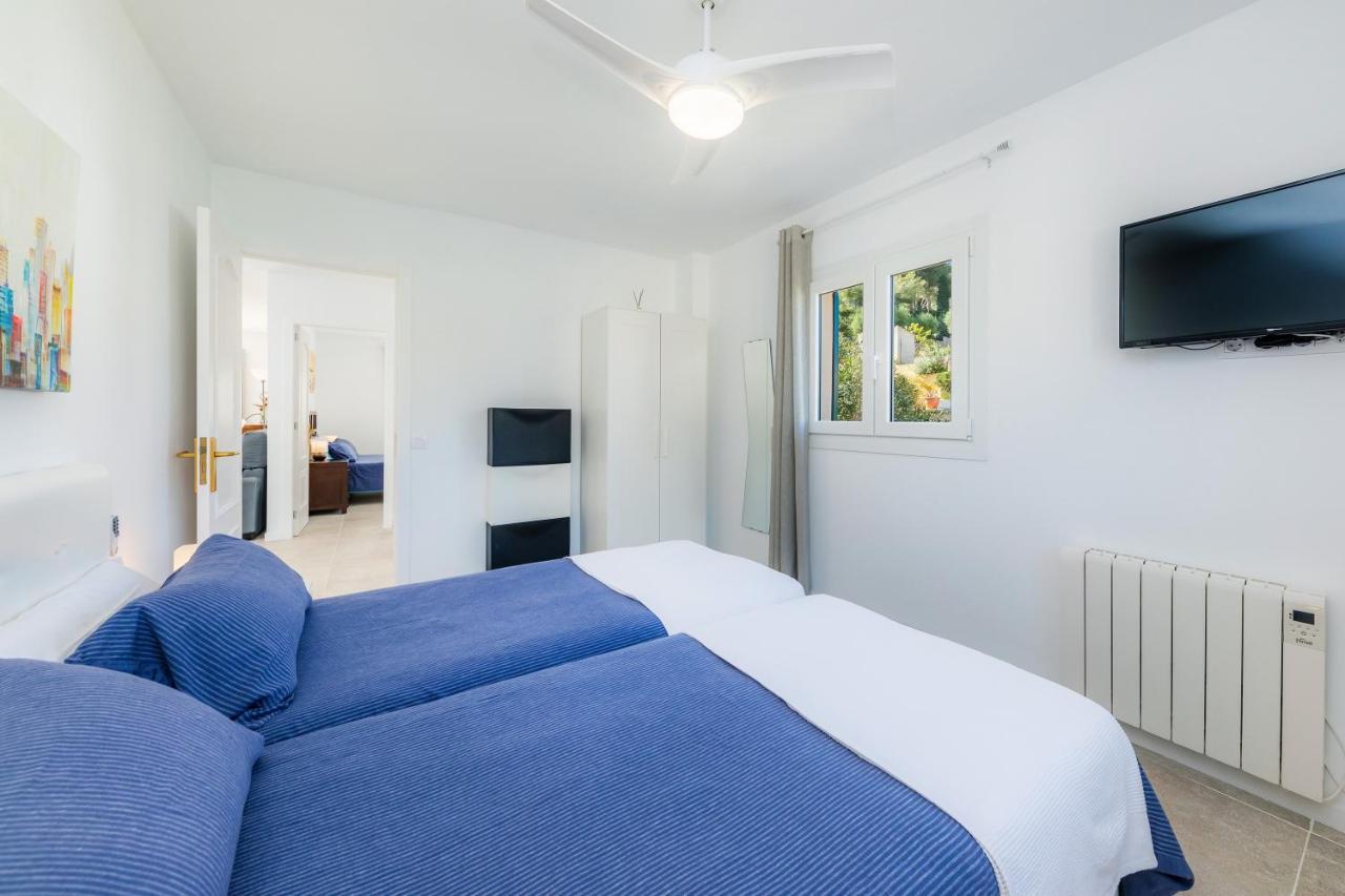 Apartamento La Pergola Font de sa Cala Esterno foto