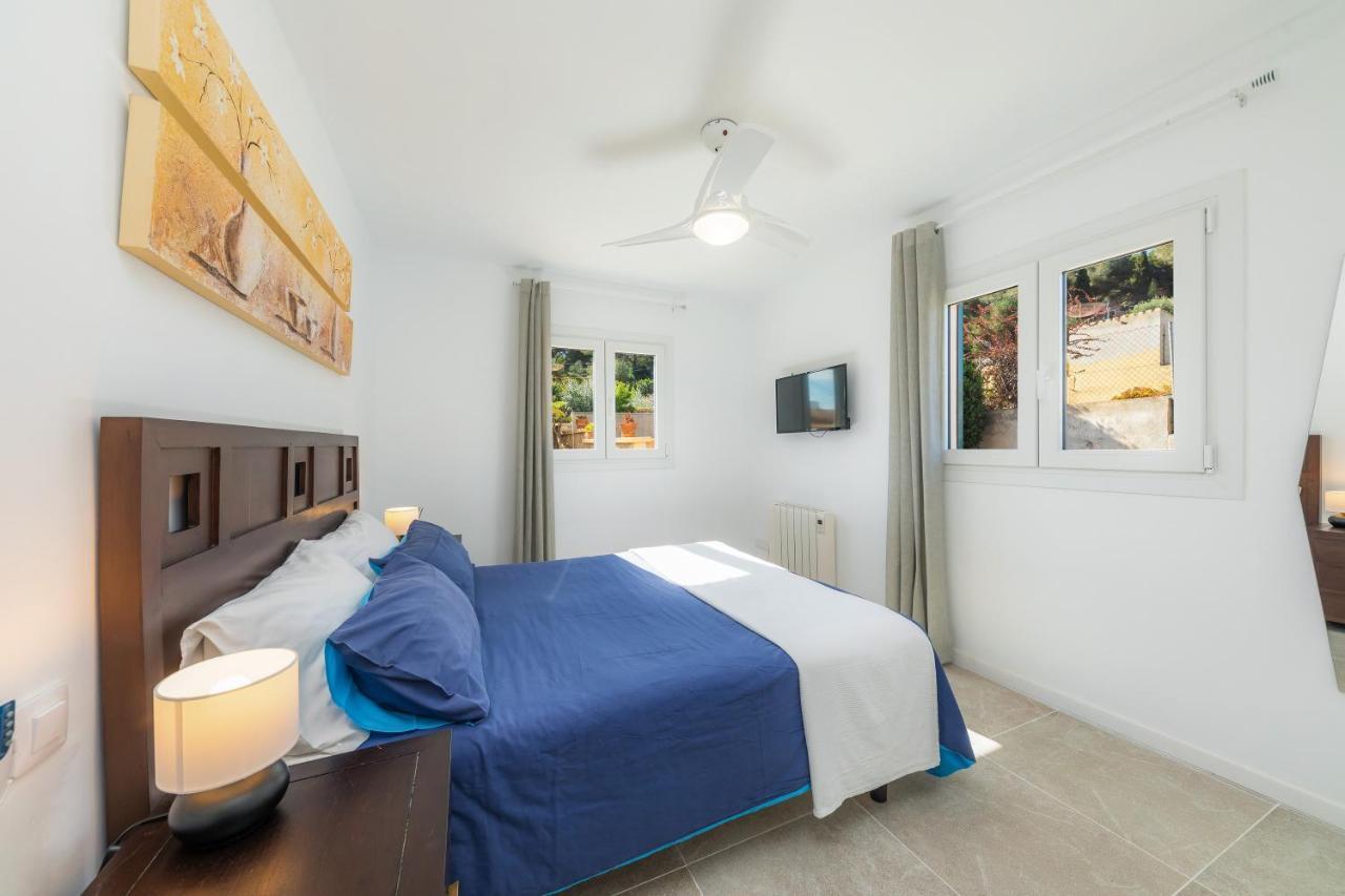 Apartamento La Pergola Font de sa Cala Esterno foto